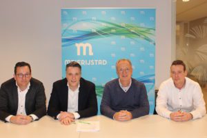 tekenen overeenkomst Hart van Rooi gemeente Meijerijstad Woonmeij Van Stiphout Projectontwikkeling
